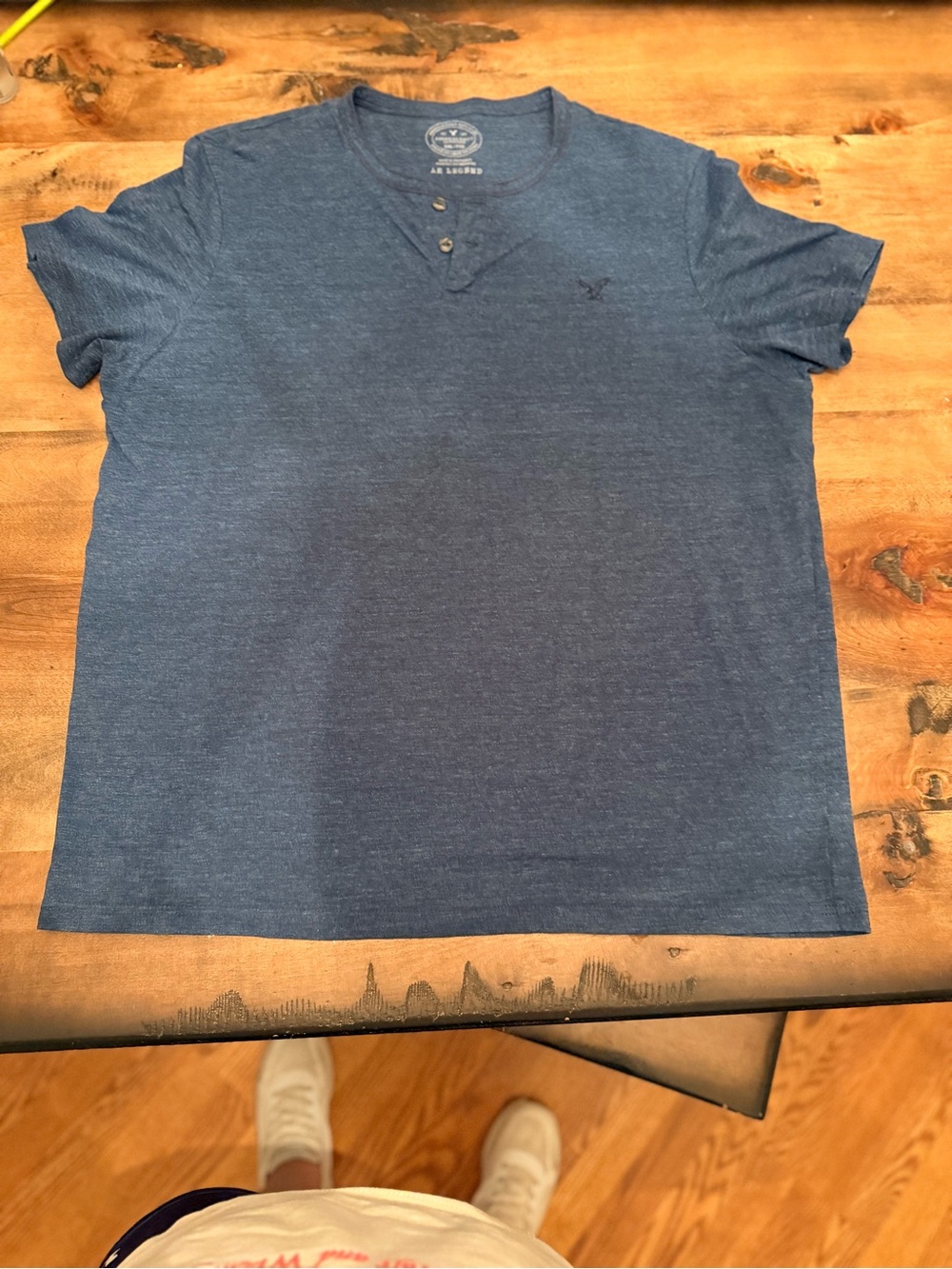 American Eagle Men’s XXL Blue Henley Shirt 2010s AE Legend